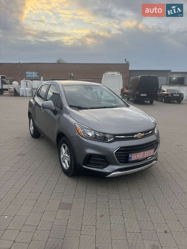 Позашляховик / Кросовер Chevrolet Trax 2020 в Володимирі фото 6 Позашляховик / Кросовер Chevrolet Trax 2020 в Володимирі