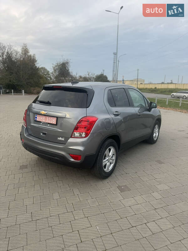 Позашляховик / Кросовер Chevrolet Trax 2020 в Володимирі фото 11 Позашляховик / Кросовер Chevrolet Trax 2020 в Володимирі