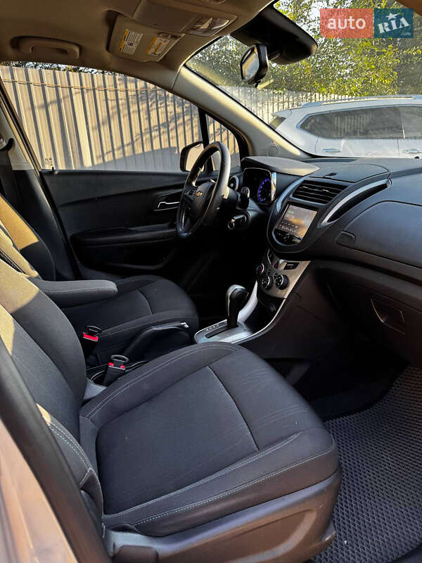 Позашляховик / Кросовер Chevrolet Trax 2016 в Дніпрі фото 16 Позашляховик / Кросовер Chevrolet Trax 2016 в Дніпрі