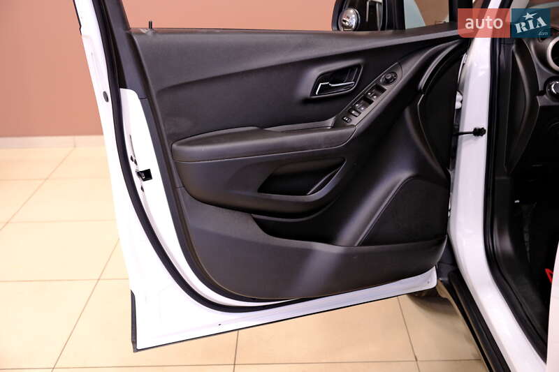 Внедорожник / Кроссовер Chevrolet Trax 2016 в Одессе