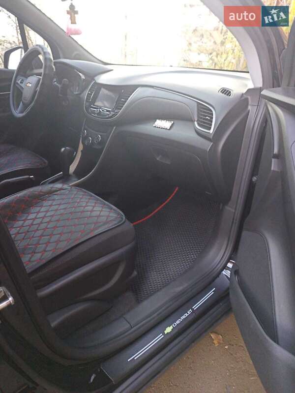 Внедорожник / Кроссовер Chevrolet Trax 2019 в Николаеве