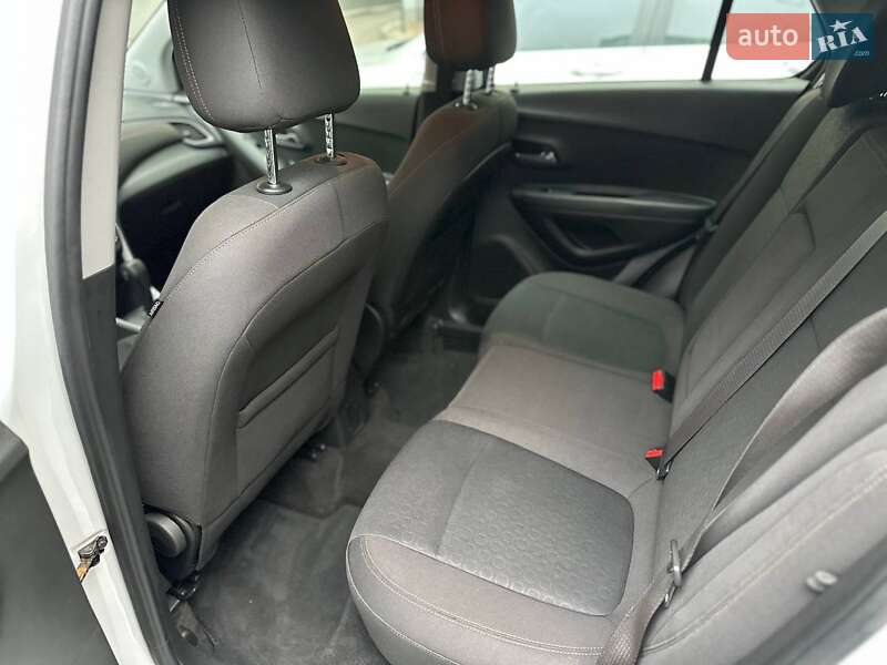 Внедорожник / Кроссовер Chevrolet Trax 2017 в Киеве фото 9 Внедорожник / Кроссовер Chevrolet Trax 2017 в Киеве