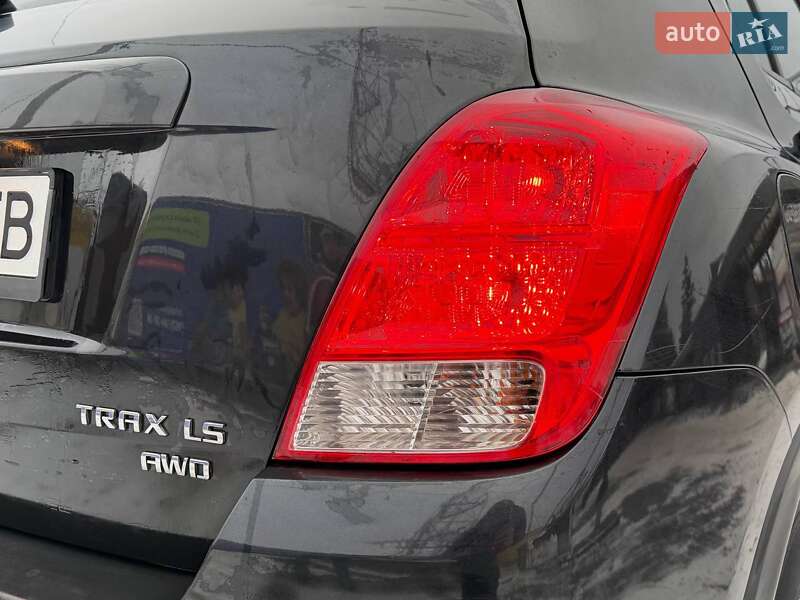 Внедорожник / Кроссовер Chevrolet Trax 2016 в Лубнах