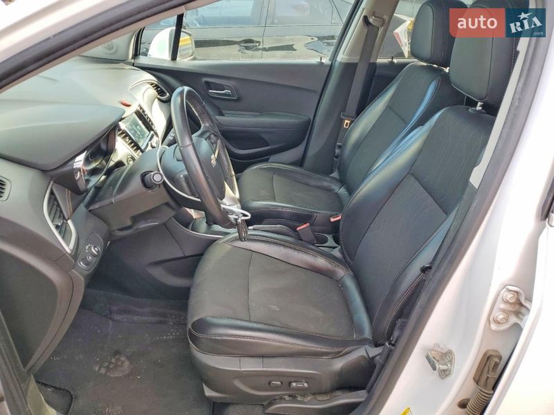 Внедорожник / Кроссовер Chevrolet Trax 2019 в Киеве