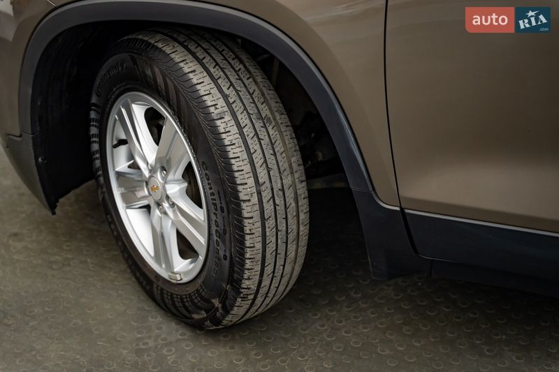 Внедорожник / Кроссовер Chevrolet Trax 2020 в Киеве