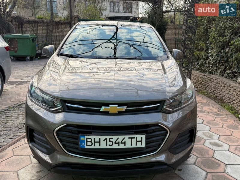 Внедорожник / Кроссовер Chevrolet Trax 2020 в Измаиле