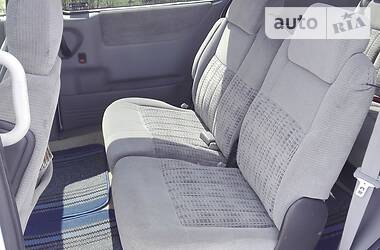 Минивэн Chevrolet Venture 2001 в 
