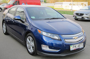 Хэтчбек Chevrolet Volt 2014 в Киеве