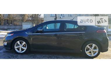 Седан Chevrolet Volt 2014 в Киеве