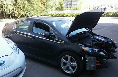 Хэтчбек Chevrolet Volt 2014 в Полтаве