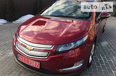 Седан Chevrolet Volt 2015 в Ирпене