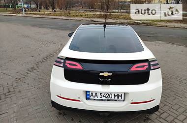 Седан Chevrolet Volt 2011 в Киеве