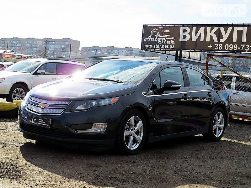 Седан Chevrolet Volt 2013 в 