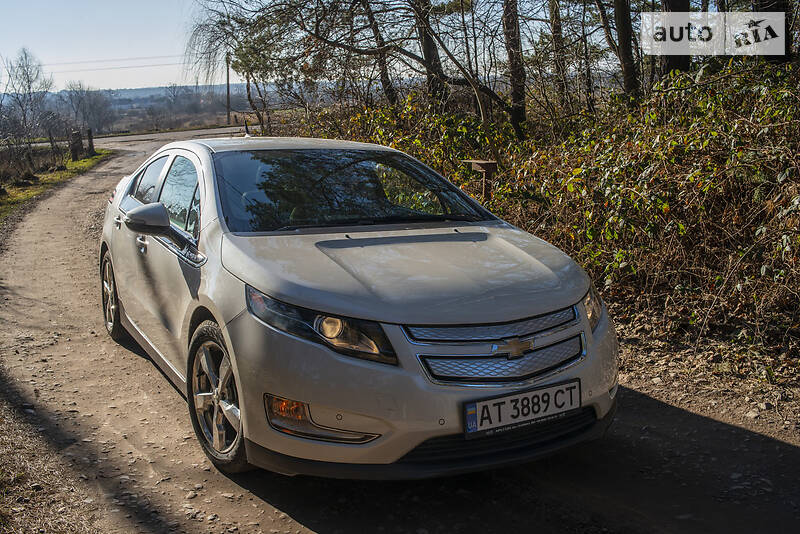 Лифтбек Chevrolet Volt 2013 в Киеве