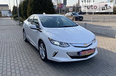 Лифтбек Chevrolet Volt 2018 в Киеве