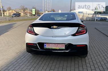 Лифтбек Chevrolet Volt 2018 в Киеве