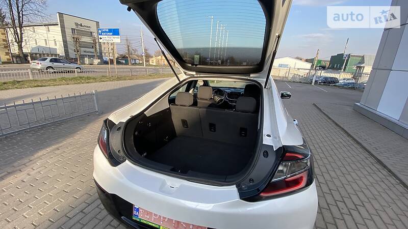 Хетчбек Chevrolet Volt 2018 в Києві