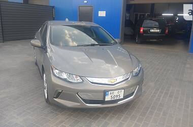 Лифтбек Chevrolet Volt 2017 в Днепре