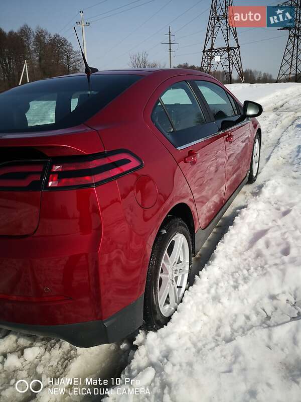 Хэтчбек Chevrolet Volt 2013 в Украинке