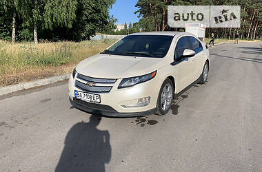 Ліфтбек Chevrolet Volt 2013 в Кропивницькому