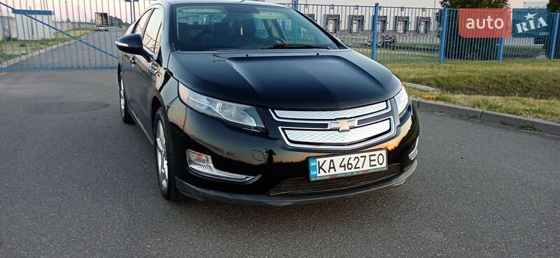 Лифтбек Chevrolet Volt 2013 в Киеве