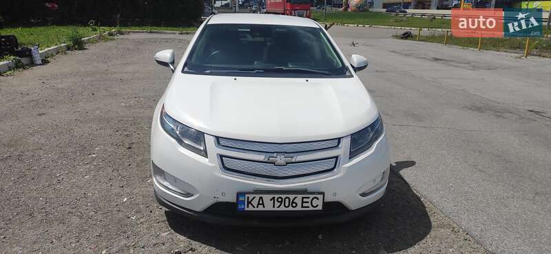 Хэтчбек Chevrolet Volt 2012 в Киеве