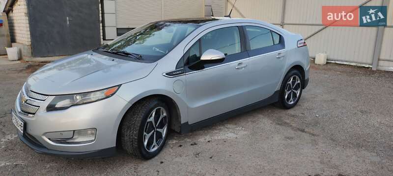 Хетчбек Chevrolet Volt 2011 в Черкасах