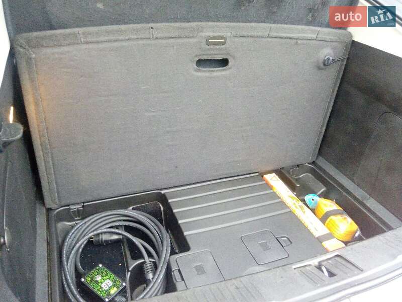 Хетчбек Chevrolet Volt 2014 в Києві