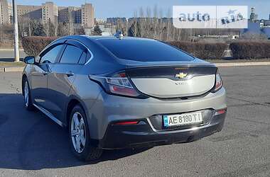 Хэтчбек Chevrolet Volt 2016 в Кривом Роге