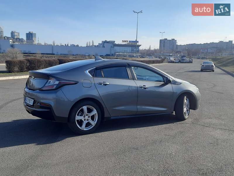 Хэтчбек Chevrolet Volt 2016 в Краковце