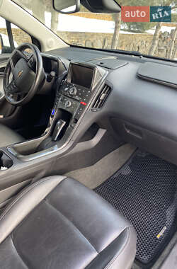 Ліфтбек Chevrolet Volt 2013 в Кременчуці