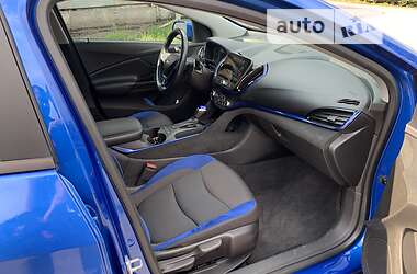 Хэтчбек Chevrolet Volt 2016 в 