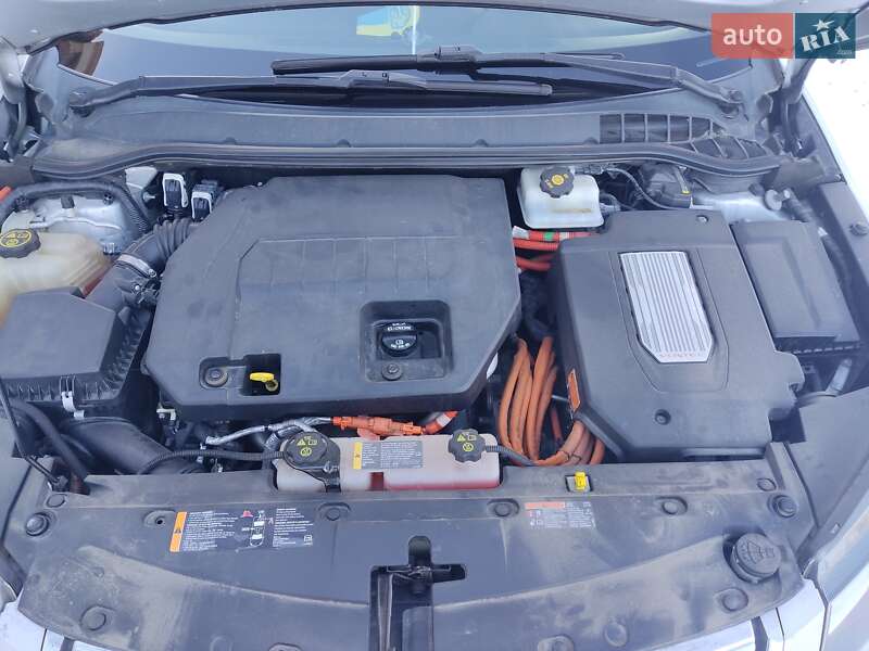Хетчбек Chevrolet Volt 2015 в Кропивницькому