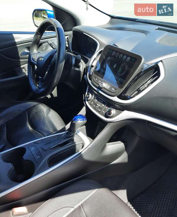 Хэтчбек Chevrolet Volt 2016 в Харькове