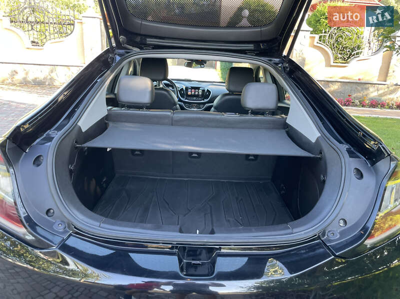 Хетчбек Chevrolet Volt 2017 в Чернівцях