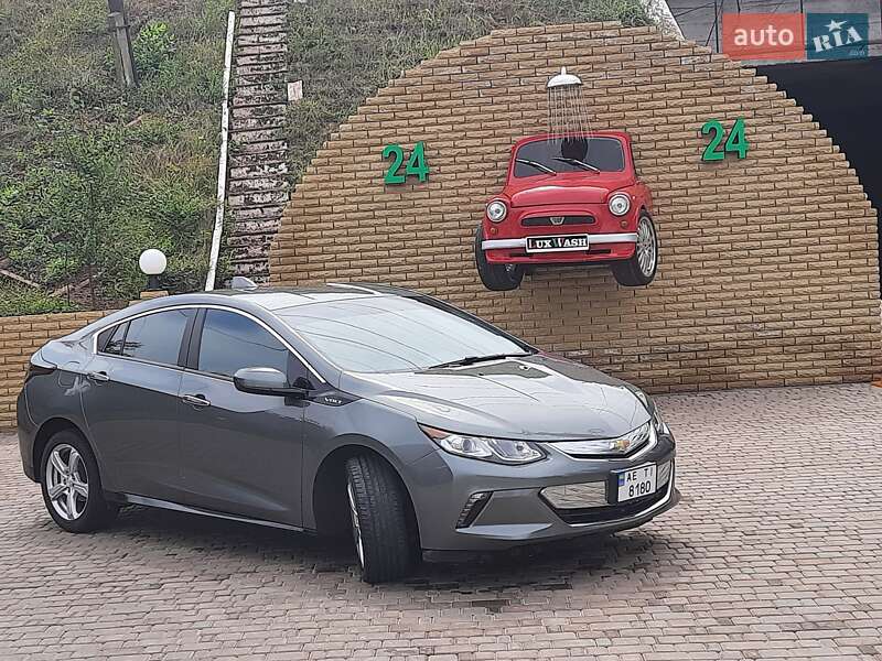 Хэтчбек Chevrolet Volt 2016 в Краковце