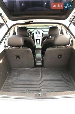 Хэтчбек Chevrolet Volt 2014 в Одессе