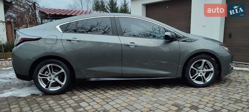 Хетчбек Chevrolet Volt 2017 в Коломиї