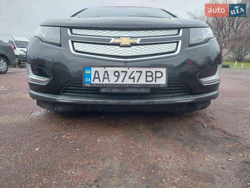 Хэтчбек Chevrolet Volt 2013 в Киеве