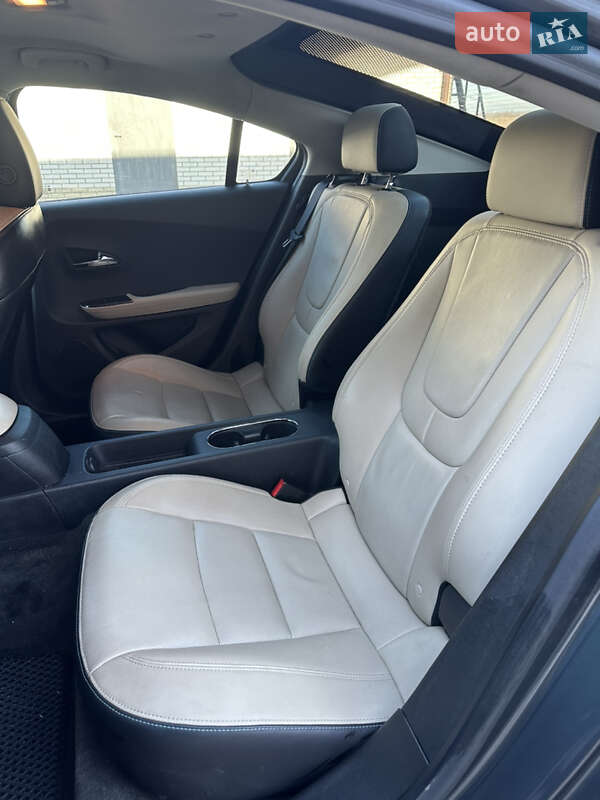 Хетчбек Chevrolet Volt 2012 в Запоріжжі