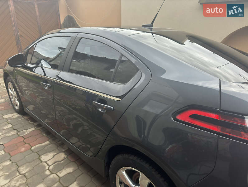 Хэтчбек Chevrolet Volt 2013 в Берегово фото 8 Хэтчбек Chevrolet Volt 2013 в Берегово
