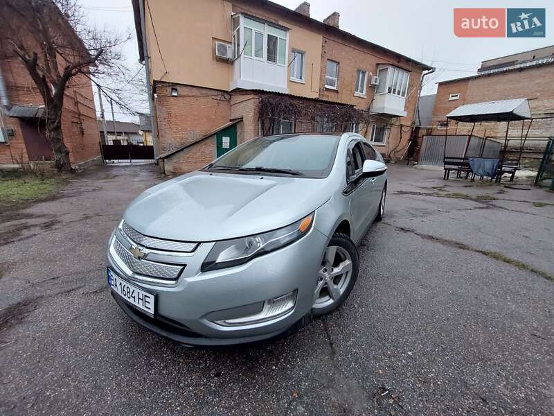 Хэтчбек Chevrolet Volt 2011 в Кропивницком