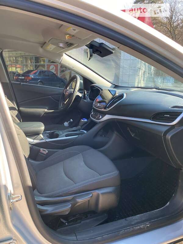 Хэтчбек Chevrolet Volt 2018 в Львове фото 14 Хэтчбек Chevrolet Volt 2018 в Львове