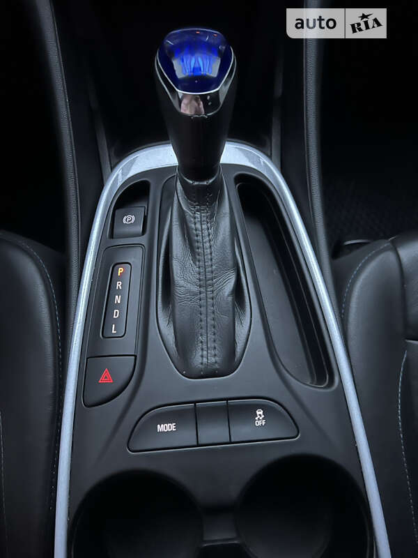 Хэтчбек Chevrolet Volt 2017 в Умани