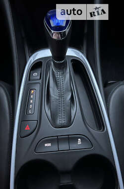 Хэтчбек Chevrolet Volt 2017 в 