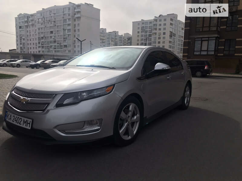 Хетчбек Chevrolet Volt 2013 в Чернігові