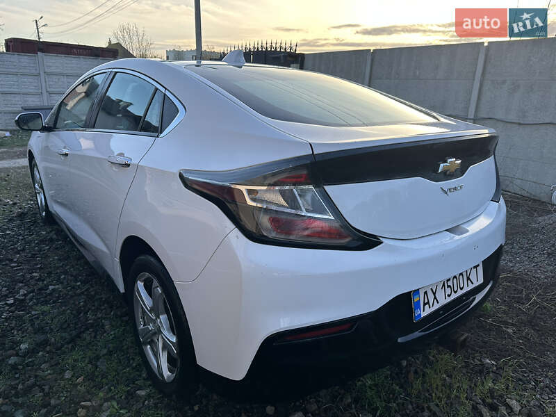 Хэтчбек Chevrolet Volt 2015 в Харькове