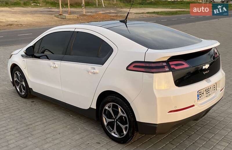 Хэтчбек Chevrolet Volt 2014 в Одессе