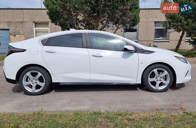 Хэтчбек Chevrolet Volt 2018 в Ровно