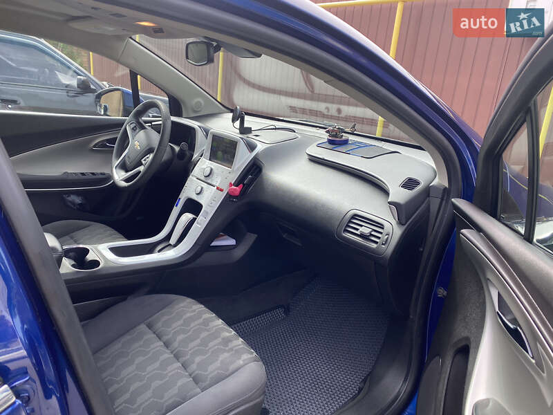Хэтчбек Chevrolet Volt 2012 в Одессе